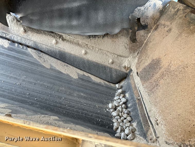 image for item ED2246 2021 Kleemann MOBIREX MR 130 Zi EVO2 losed circuit mobile impact crusher