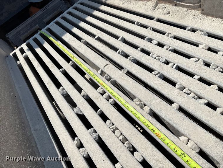 image for item ED2246 2021 Kleemann MOBIREX MR 130 Zi EVO2 losed circuit mobile impact crusher