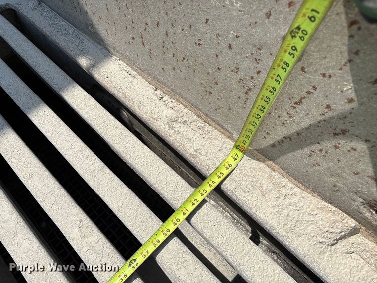 image for item ED2246 2021 Kleemann MOBIREX MR 130 Zi EVO2 losed circuit mobile impact crusher