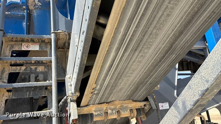 image for item ED2246 2021 Kleemann MOBIREX MR 130 Zi EVO2 losed circuit mobile impact crusher