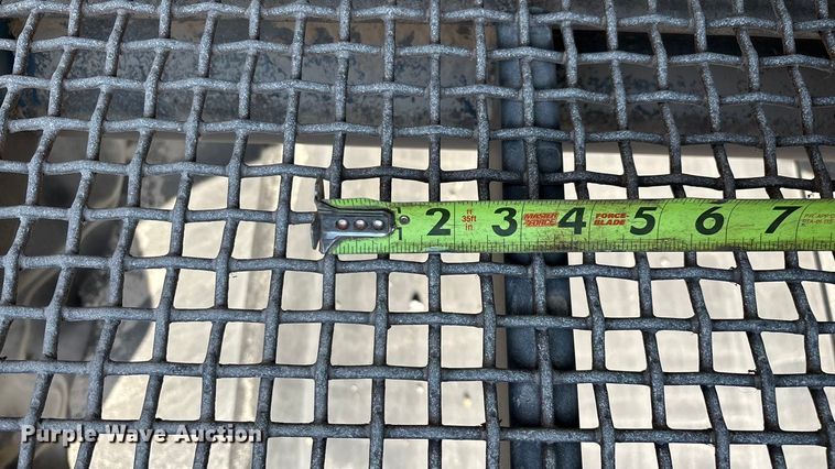 image for item ED2246 2021 Kleemann MOBIREX MR 130 Zi EVO2 losed circuit mobile impact crusher