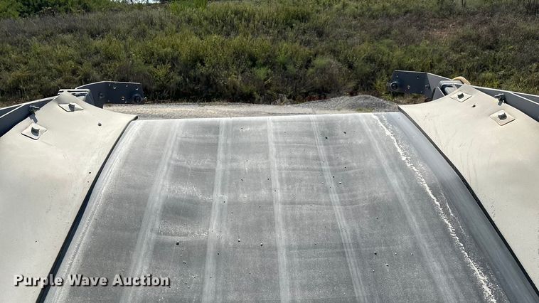 image for item ED2246 2021 Kleemann MOBIREX MR 130 Zi EVO2 losed circuit mobile impact crusher