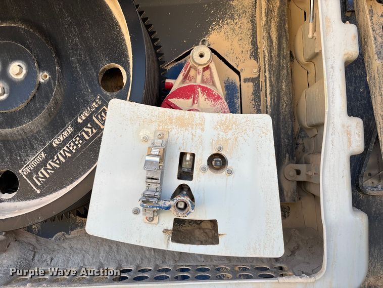 image for item ED2246 2021 Kleemann MOBIREX MR 130 Zi EVO2 losed circuit mobile impact crusher