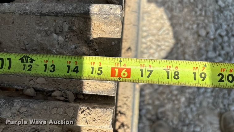 image for item ED2246 2021 Kleemann MOBIREX MR 130 Zi EVO2 losed circuit mobile impact crusher