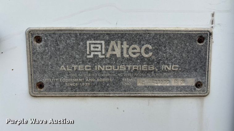 image for item ED2254 2004 Ford F550 bucket truck