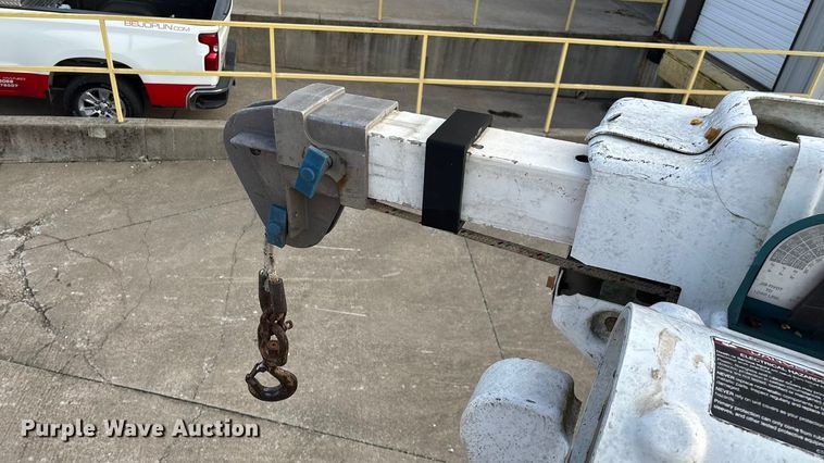 image for item ED2254 2004 Ford F550 bucket truck