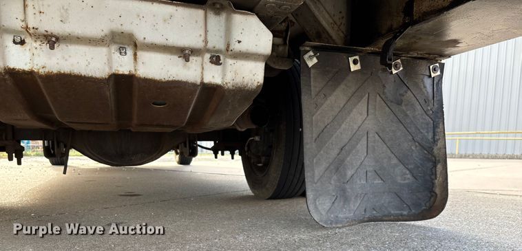 image for item ED2254 2004 Ford F550 bucket truck