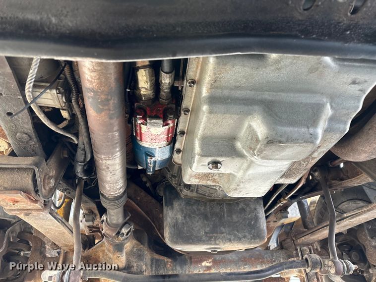 image for item ED2254 2004 Ford F550 bucket truck