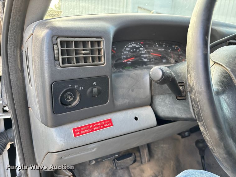 image for item ED2254 2004 Ford F550 bucket truck