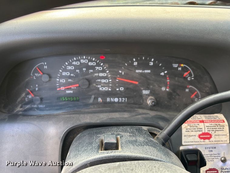 image for item ED2254 2004 Ford F550 bucket truck