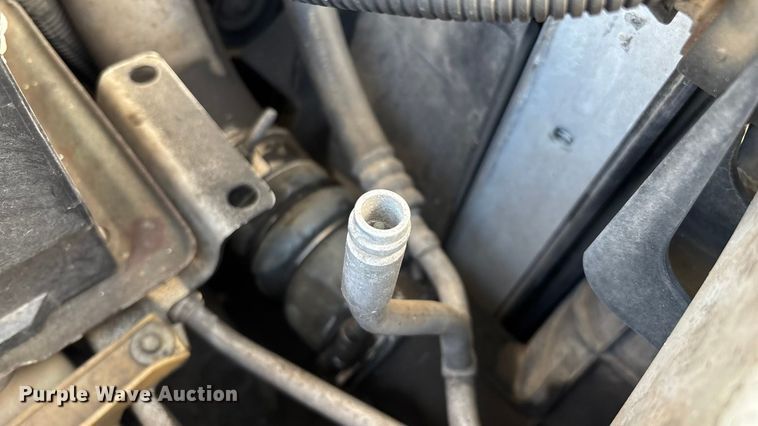 image for item ED2254 2004 Ford F550 bucket truck