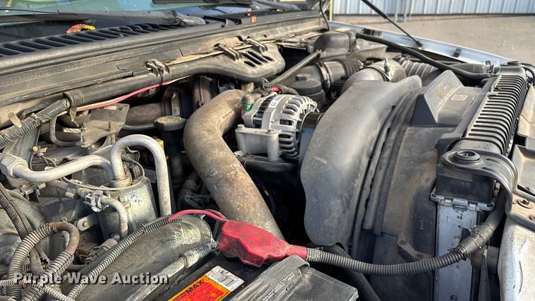 image for item ED2254 2004 Ford F550 bucket truck