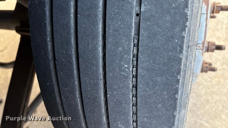 image for item ED2254 2004 Ford F550 bucket truck