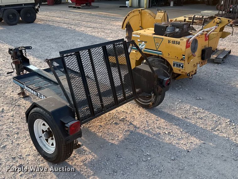 image for item ED5906 1998 Vermeer V1850 trencher