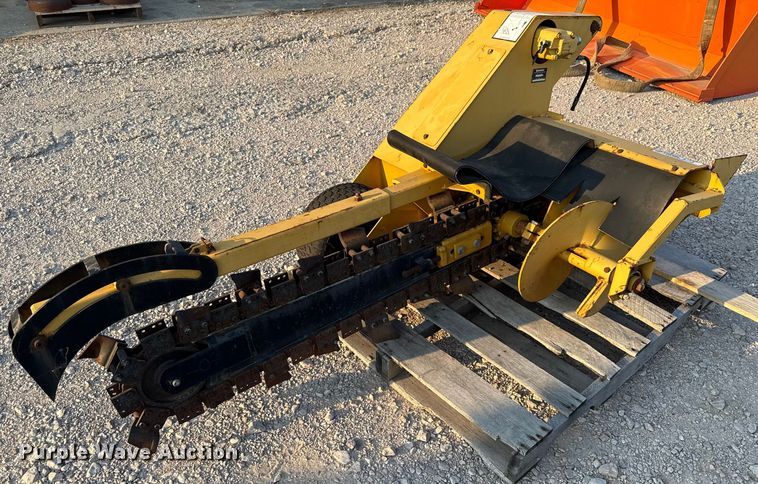 image for item ED5906 1998 Vermeer V1850 trencher