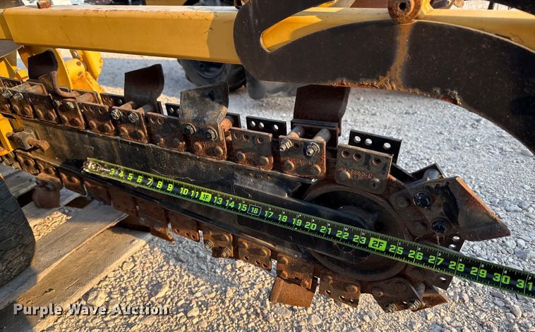 image for item ED5906 1998 Vermeer V1850 trencher