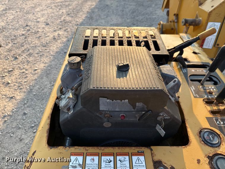 image for item ED5906 1998 Vermeer V1850 trencher