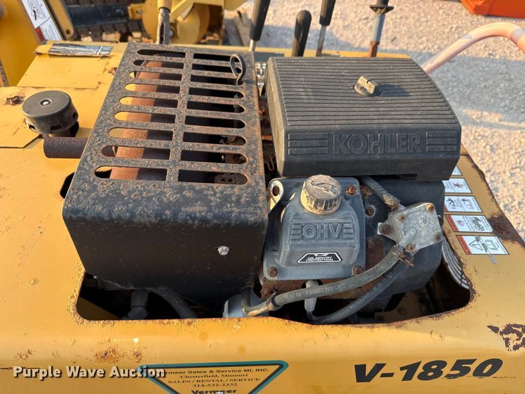 image for item ED5906 1998 Vermeer V1850 trencher