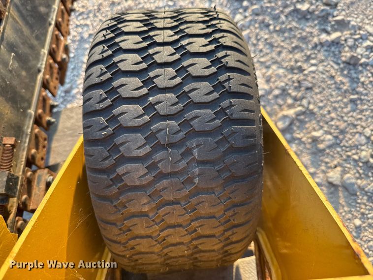 image for item ED5906 1998 Vermeer V1850 trencher