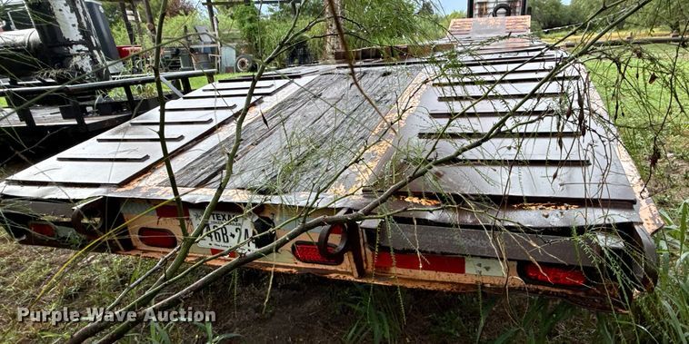 image for item ED5912 2009 Kaufman drop deck equipment trailer