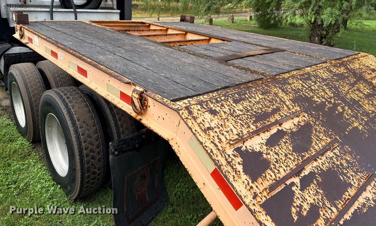 image for item ED5912 2009 Kaufman drop deck equipment trailer