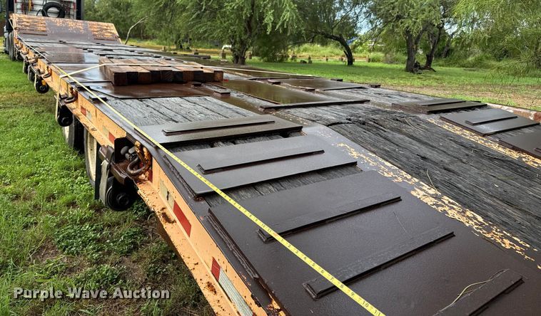 image for item ED5912 2009 Kaufman drop deck equipment trailer