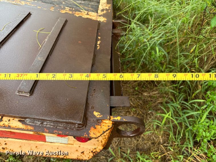 image for item ED5912 2009 Kaufman drop deck equipment trailer