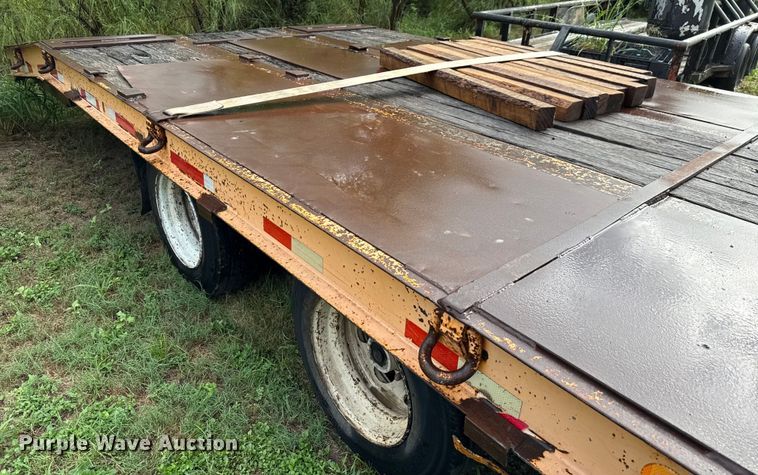 image for item ED5912 2009 Kaufman drop deck equipment trailer