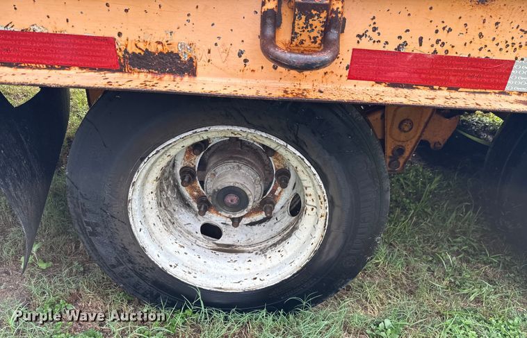 image for item ED5912 2009 Kaufman drop deck equipment trailer