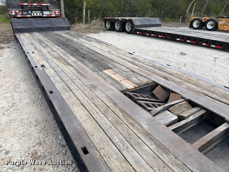 image for item ED5922 2005 Trail King TK70RG-502 lowboy equipment trailer