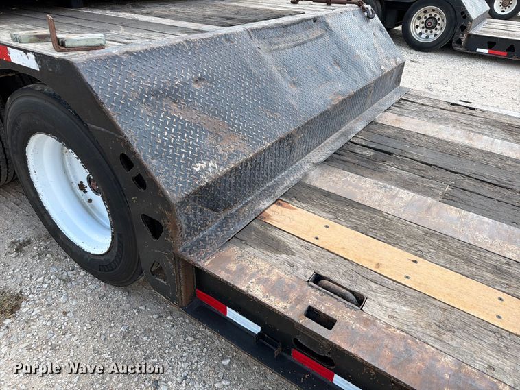 image for item ED5922 2005 Trail King TK70RG-502 lowboy equipment trailer
