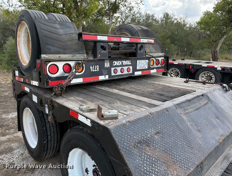 image for item ED5922 2005 Trail King TK70RG-502 lowboy equipment trailer