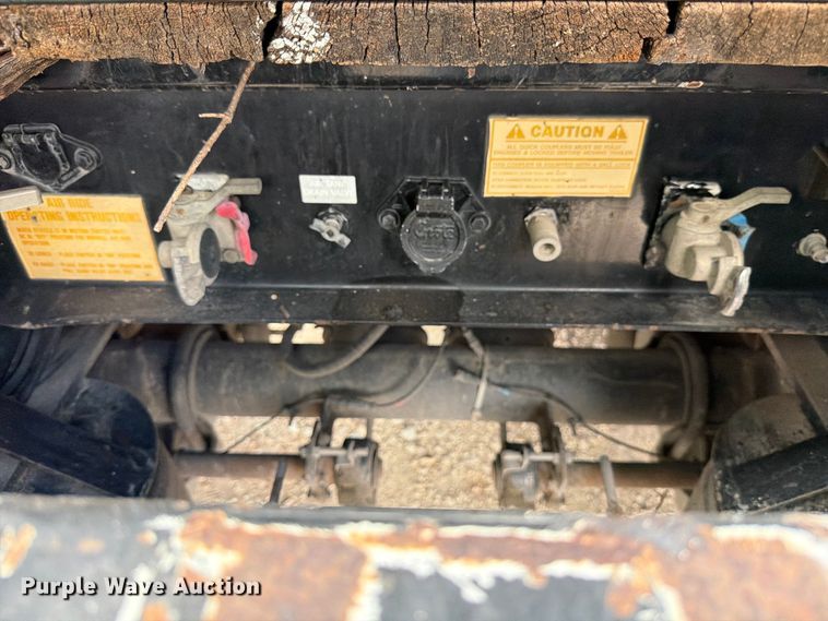 image for item ED5922 2005 Trail King TK70RG-502 lowboy equipment trailer