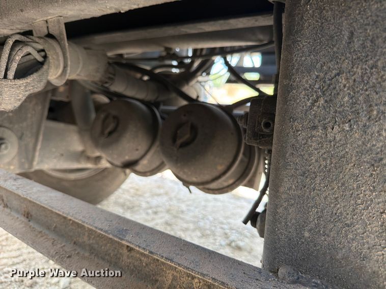 image for item ED5922 2005 Trail King TK70RG-502 lowboy equipment trailer