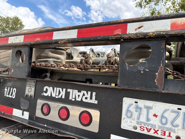 image for item ED5922 2005 Trail King TK70RG-502 lowboy equipment trailer