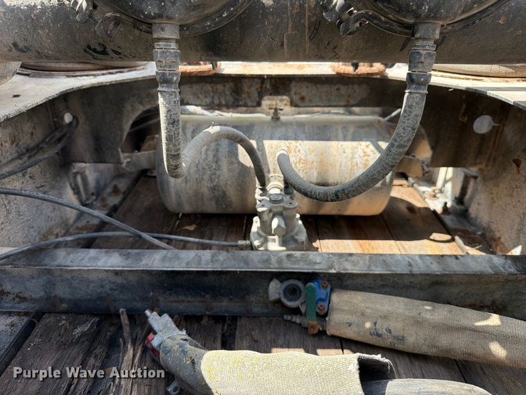 image for item ED5922 2005 Trail King TK70RG-502 lowboy equipment trailer