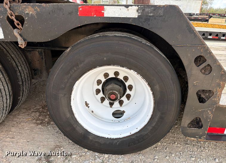 image for item ED5922 2005 Trail King TK70RG-502 lowboy equipment trailer