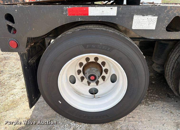 image for item ED5922 2005 Trail King TK70RG-502 lowboy equipment trailer