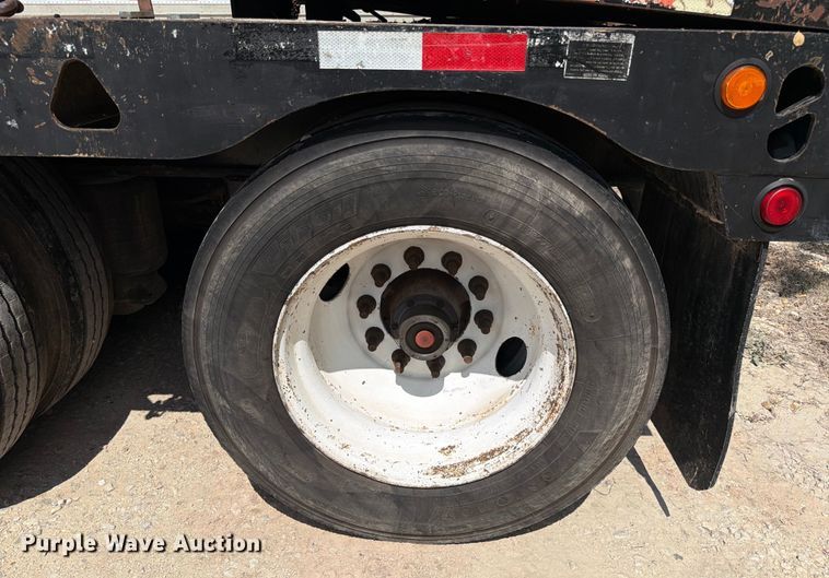 image for item ED5922 2005 Trail King TK70RG-502 lowboy equipment trailer