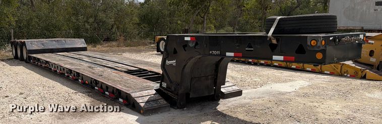 image for item ED5923 2011 Trail King TK70HG-492 lowboy equipment trailer