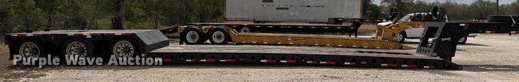 image for item ED5923 2011 Trail King TK70HG-492 lowboy equipment trailer