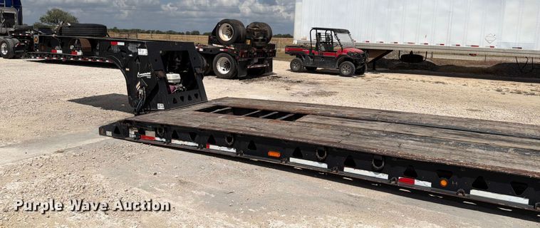 image for item ED5923 2011 Trail King TK70HG-492 lowboy equipment trailer