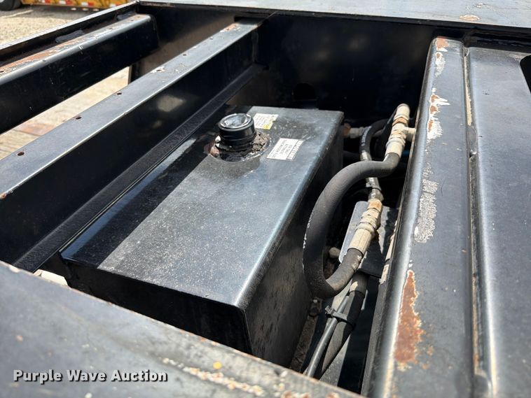 image for item ED5923 2011 Trail King TK70HG-492 lowboy equipment trailer