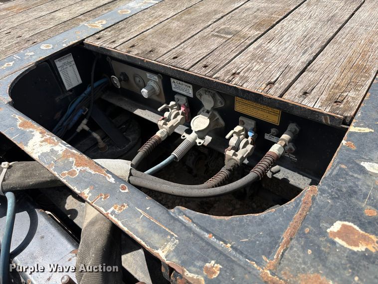 image for item ED5923 2011 Trail King TK70HG-492 lowboy equipment trailer