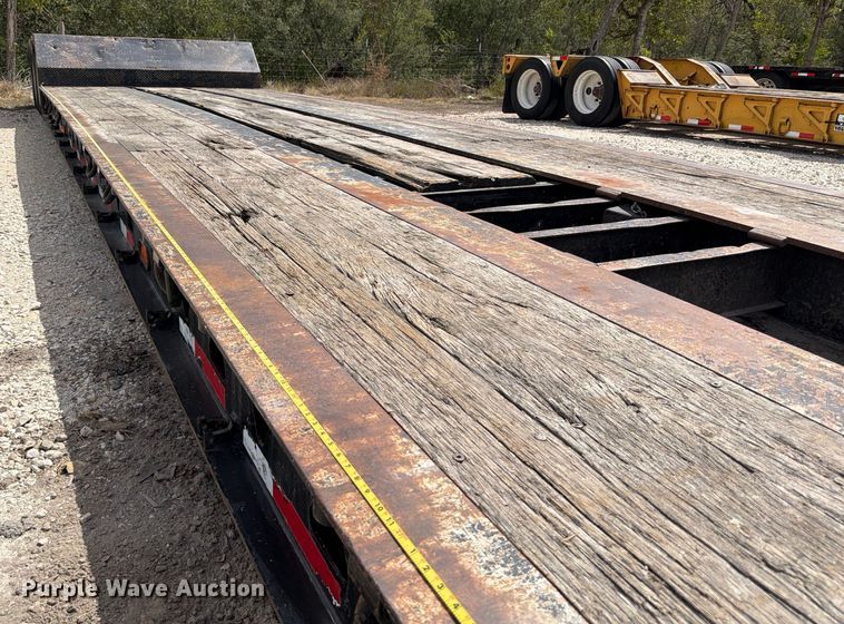 image for item ED5923 2011 Trail King TK70HG-492 lowboy equipment trailer