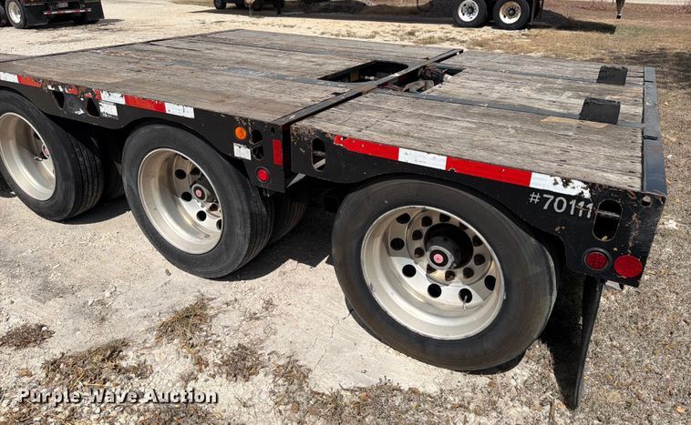 image for item ED5923 2011 Trail King TK70HG-492 lowboy equipment trailer