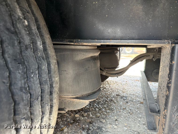 image for item ED5923 2011 Trail King TK70HG-492 lowboy equipment trailer