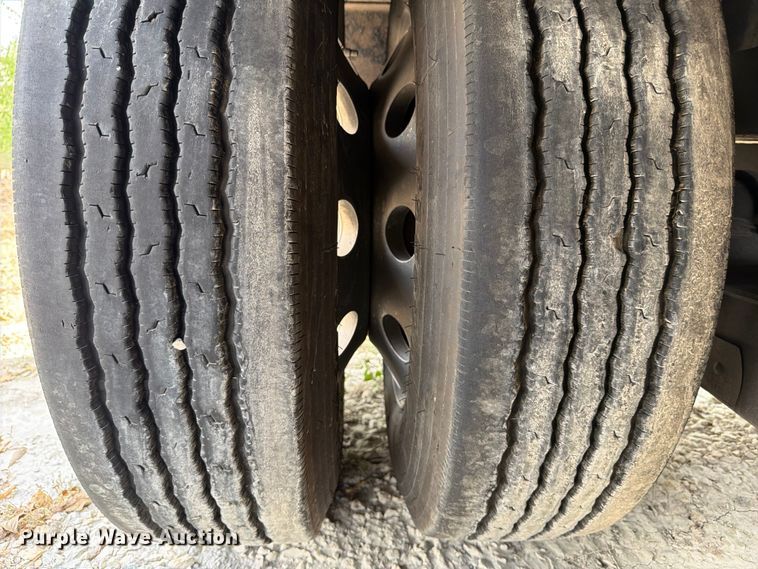 image for item ED5923 2011 Trail King TK70HG-492 lowboy equipment trailer