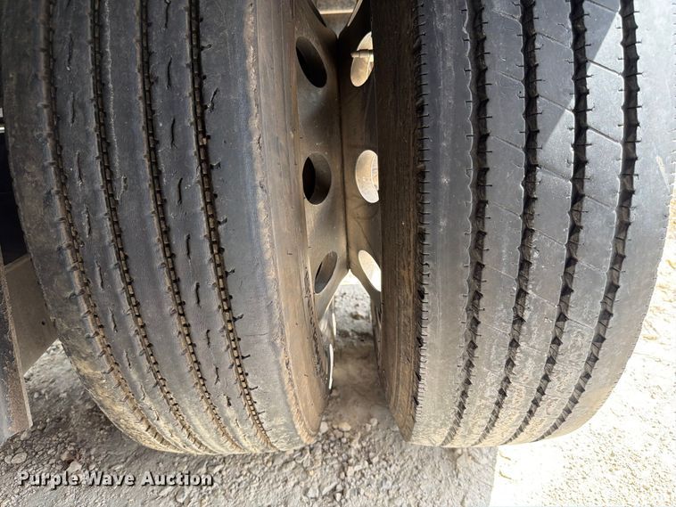 image for item ED5923 2011 Trail King TK70HG-492 lowboy equipment trailer