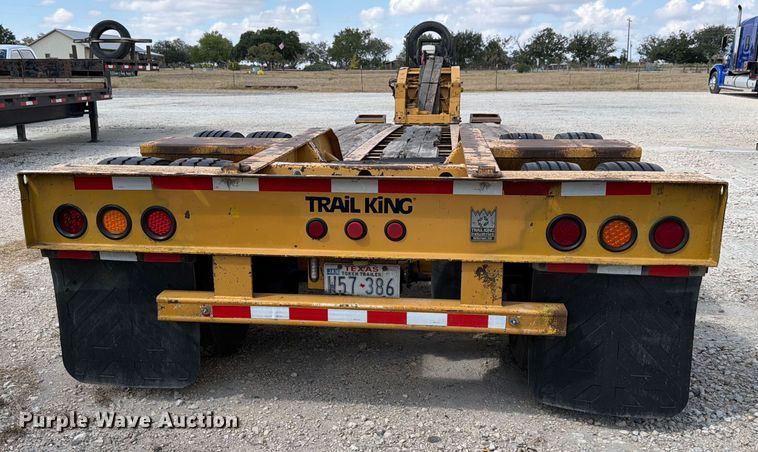 image for item ED5924 2002 Trail King HG Series lowboy equipment trailer